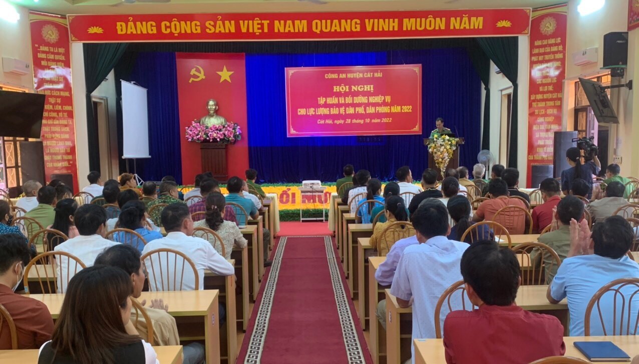 Công an huyện Cát Hải: Tập huấn và bồi dưỡng nghiệp vụ cho 157 bảo vệ dân phố, dân phòng